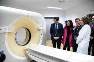 Maquina de escaner TAC o tomografia axial computarizada