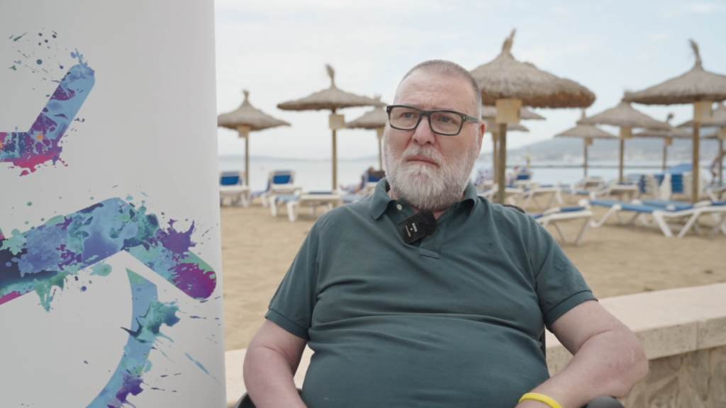 Antoni, protagonista del reportaje Con cabeza si, de cabeza no